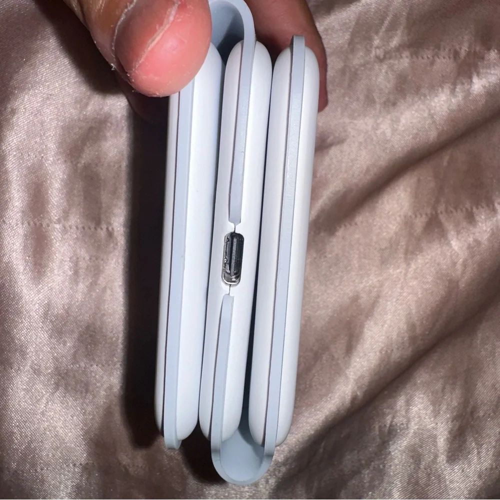 NIB Wireless 3 In 1 Charging Station For apple Watch, Airpods & iPhone 12-14